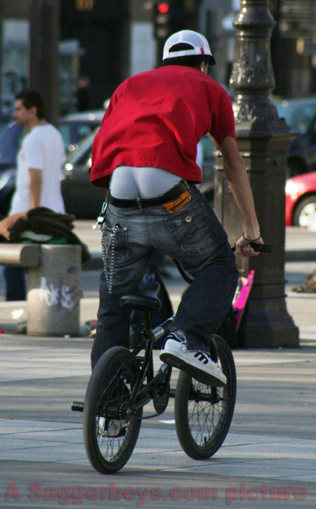116640_streetsaggger37.jpg