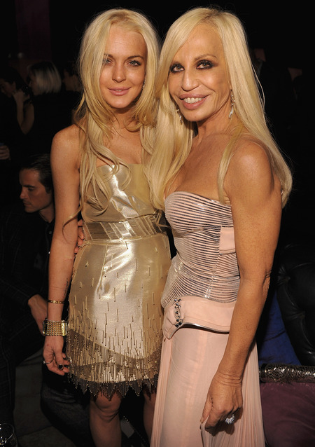 lindsay-lohan-donatella-versace-01.jpg