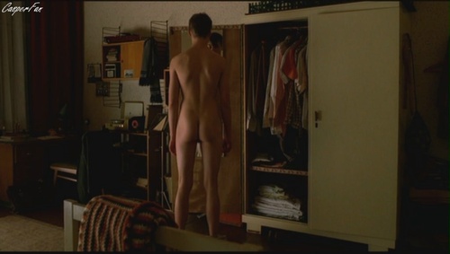 david-kross-nude-deleted-02.JPG