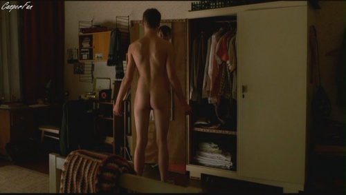 david-kross-nude-deleted-03.JPG