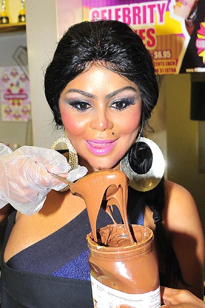 lil-kim-nutella.jpg