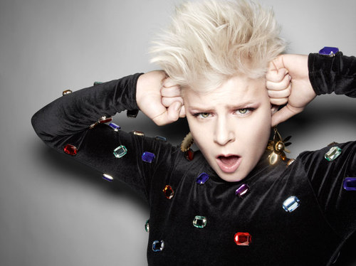 robyn2390.jpg