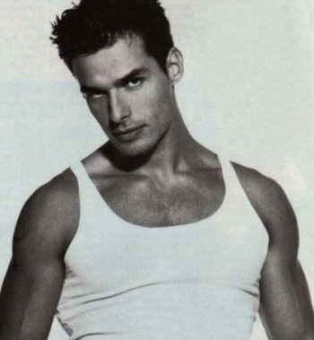 antonio-sabato-jr-portrait.jpg
