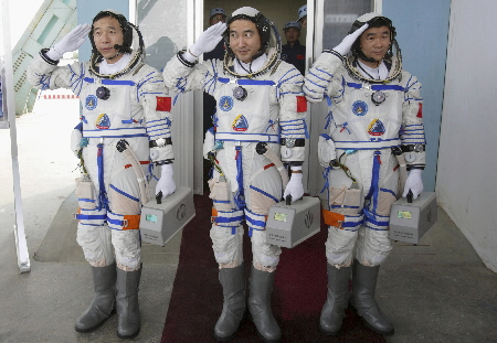 chinese-astronauts.jpg