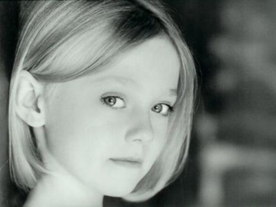 dakota-fanning-bw.jpg