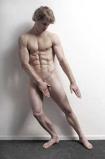 epke-zonderland-nude-01.jpg
