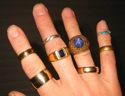 gold-ring-hand.jpg