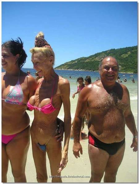 grandma-bikini01.jpg