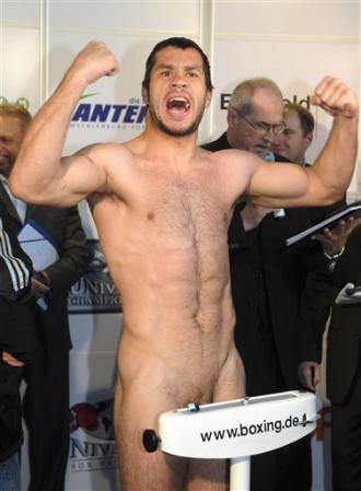 hugo-hernan-garay-nude-06.jpg
