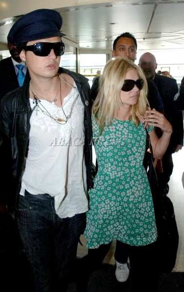 kate-moss-doherty-shades01.jpg