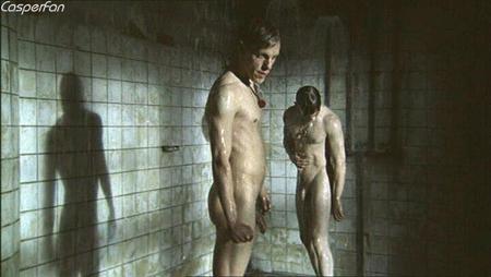 laurence-fox-nude-11.JPG