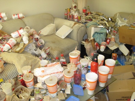 messy-apartment-01.jpg