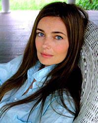 paulina-porizkova-portrait.jpg
