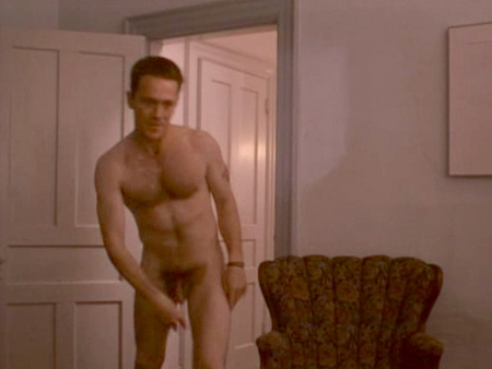 peter-outerbridge-naked-10.jpg