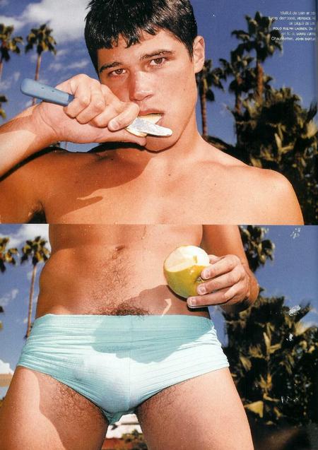 pizza-hut-shirtless-02.jpg