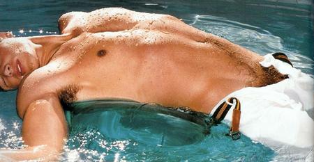 pizza-hut-shirtless-03.jpg