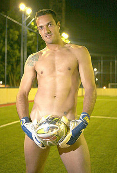 rafael-cordova-nude-02.jpg
