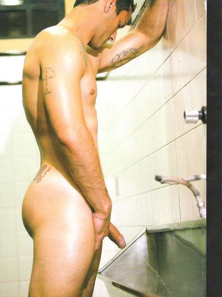 rafael-cordova-nude-11.jpg