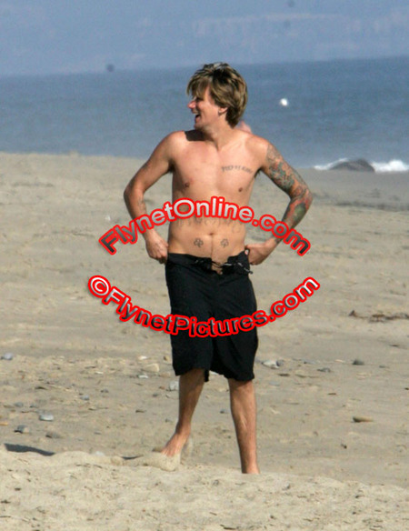 sean-stewart-nude01.JPG