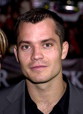 timothy-olyphant-portrait.jpg