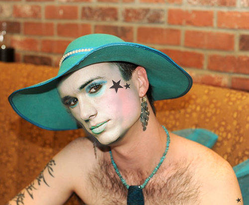 james-franco-drag-hat.png