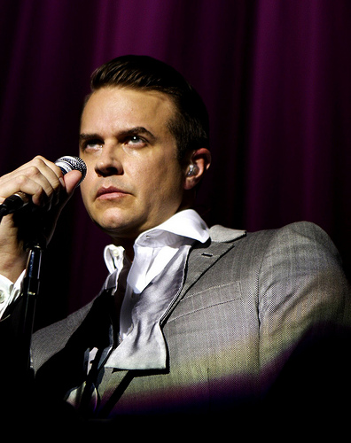 casey-spooner-suit-live.jpg