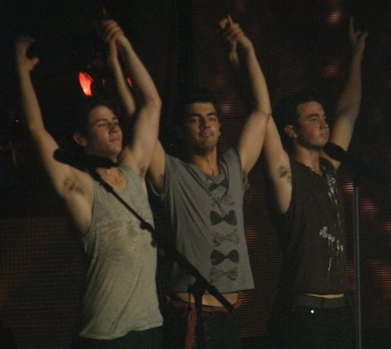 jonas-brother-armpits.jpg