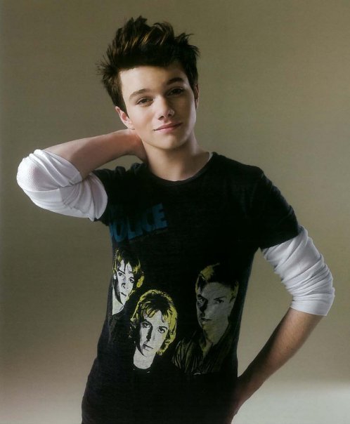 chris-colfer-h-magazine-glee-9307192-498-604.jpg