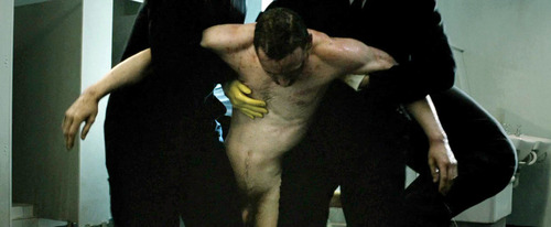 michael-fassbender-nude-hunger-02.jpg