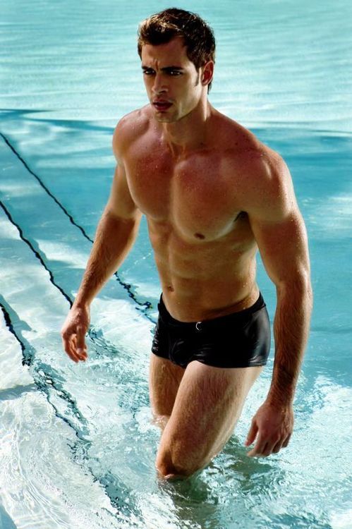 Hot-william-levy-gutierrez-9311110-533-800.jpg