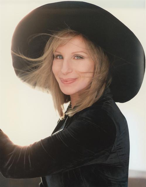 008_women_barbra_str.jpg