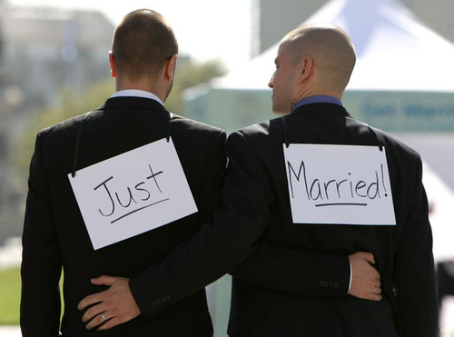 gay-wedding-04.jpg