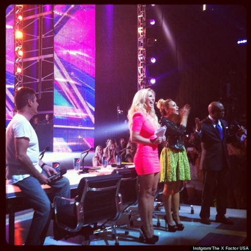 o-BRITNEY-SPEARS-X-FACTOR-570.jpg