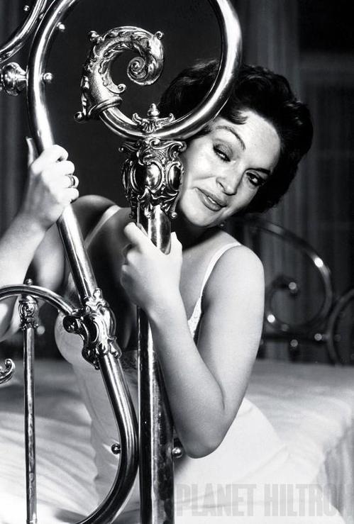 lindsay-lohan-liz-taylor-01.jpg