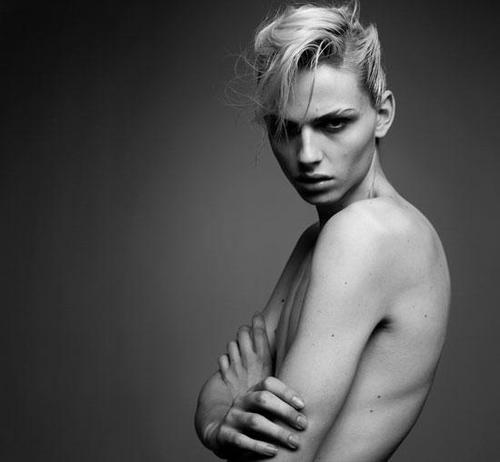Andrej-Pejic-for-Next-Libération-Magazine-DesignSceneNet-01.jpg