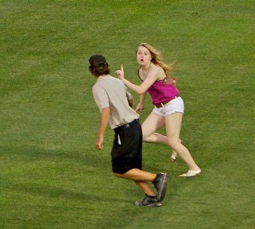 candice-sortino-baseball-butt-grab-02.jpg