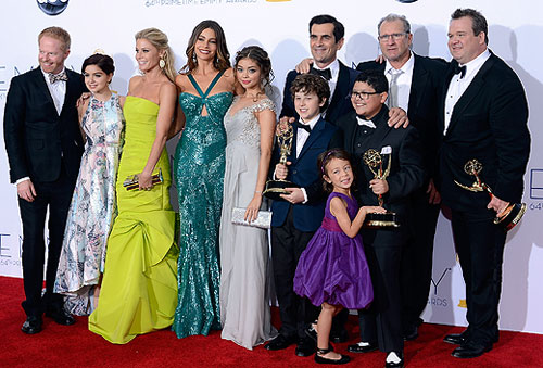 modern-family-emmys-2012-gi.jpg