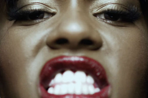 azealia-banks-van-vogue-600x450resize.jpg