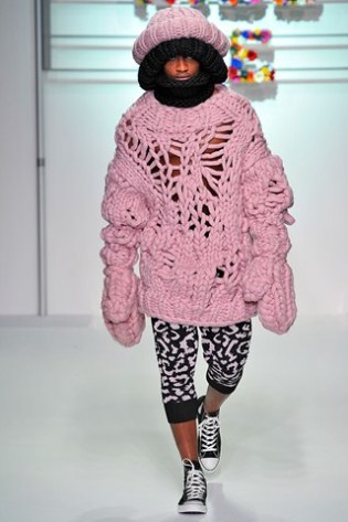 007_320x480.jpg