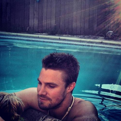 Stephen-Amell-27.jpg