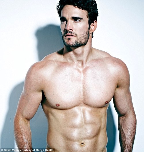 torso_thom-evans-shirtless-mens-health.jpg