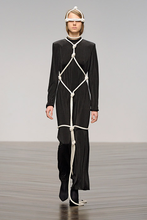 dezeen_Autumn-Winter-2013-collection-by-Eilish-Macintosh_2.jpg