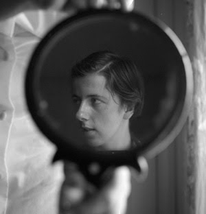 PROFILE PICTURE FOR BLOG.jpg