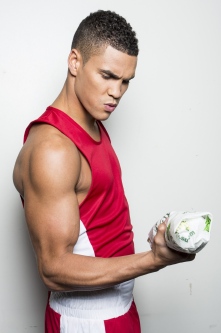 anthony-ogogo-3-subway.jpg