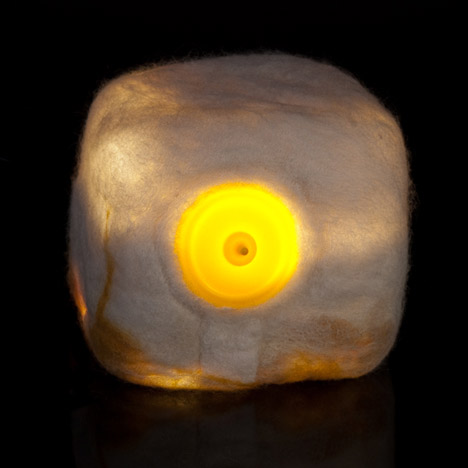 dezeen_Nipple-lights-by-Naama-Arbel_06.jpg