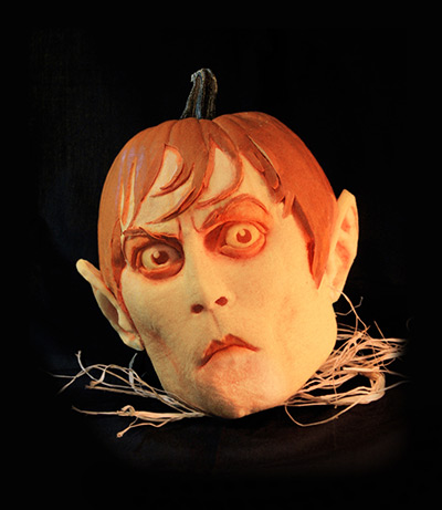 A-horror-face-carved-out--004.jpg
