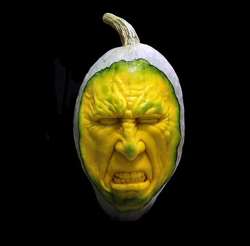 A-horror-face-carved-out--006.jpg
