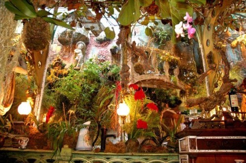 Mas-Provencal-restaurant2-550x365.jpg