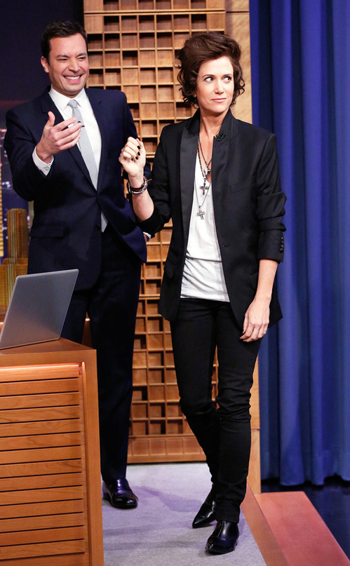 rs_634x1024-140218190849-634.Jimmy-Fallon-Kristen-Wiig-NYC.ms.021814.jpg