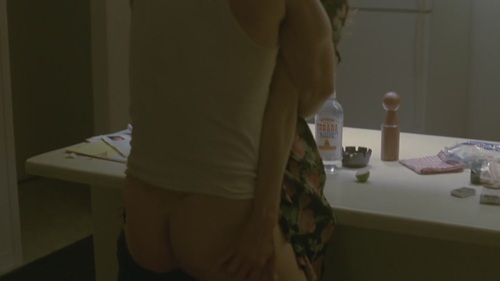 t.rue.d.etective.s01e06.720p.hdtv.x264-2hd_04-50-06_.JPG